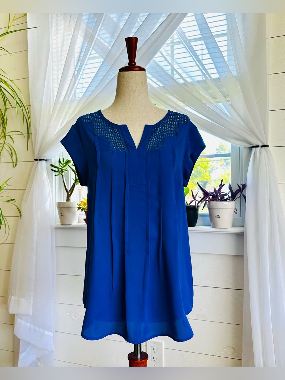 Daniel Rainn Estefany Lace Detail Split Neck Blouse Cobalt Blue Size S NWT